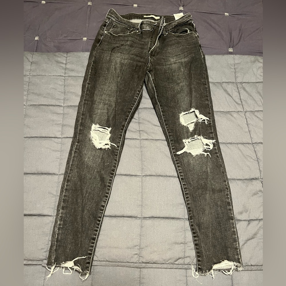 Levi’s 721 high rise dark grey skinny jeans